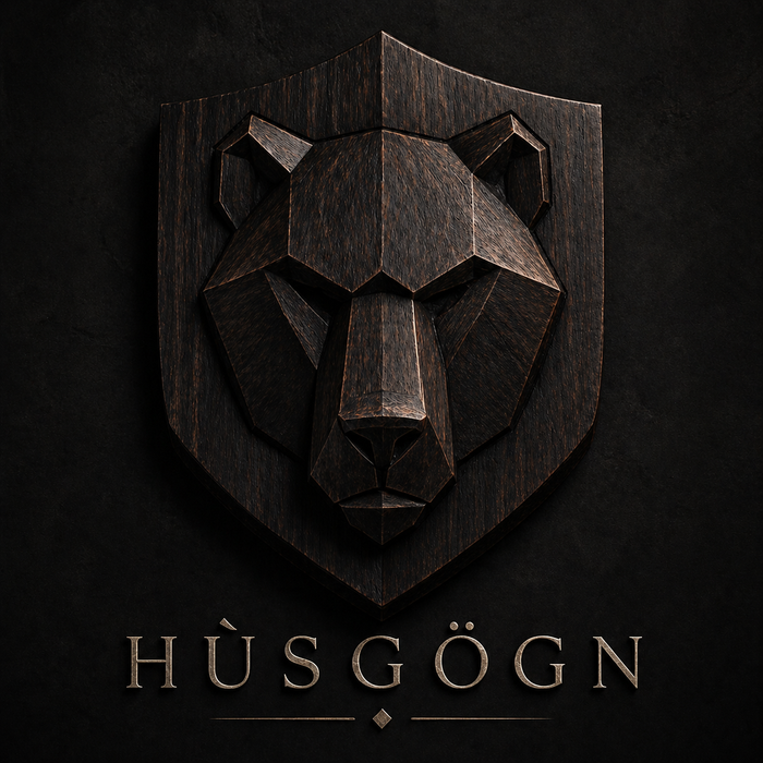 HÚSGÖGN carved bear crest